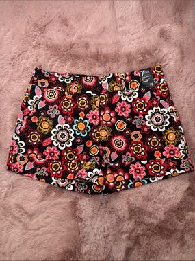 New York & Company Floral High Waist Shorts - Black Multi